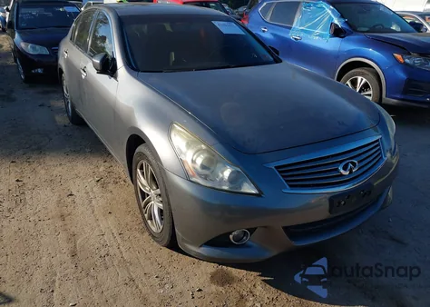 2013 Infiniti G37X из США, поврежденный, VIN JN1CV6AR2DM758177